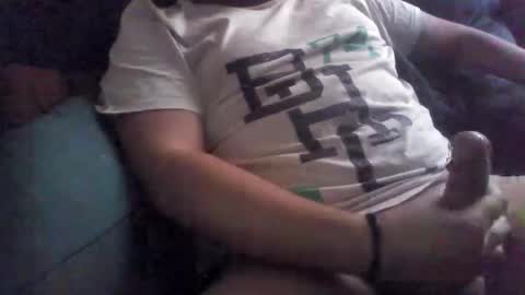 Snapshot of geiser091 chatting on 09-11-25, 07:41 geiser091 online show from 09-11-25, 07:41