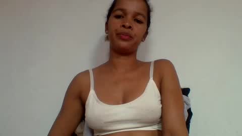 Snapshot of gelmene chatting on 06-14-26, 03:36 gelmene online show from 06-14-26, 03:36