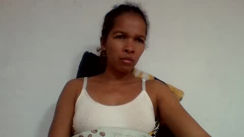 Snapshot of gelmene chatting on 06-23-26, 03:54 gelmene online show from 06-23-26, 03:54