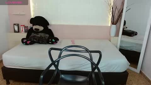 Gema Rush online show from 01-14-25, 03:04