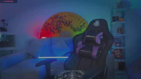 Snapshot of geminis_grey chatting on 10-12-25, 06:34 Geminis online show from 10-12-25, 06:34