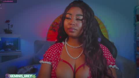 Snapshot of geminis_grey chatting on 10-17-25, 02:04 Geminis online show from 10-17-25, 02:04