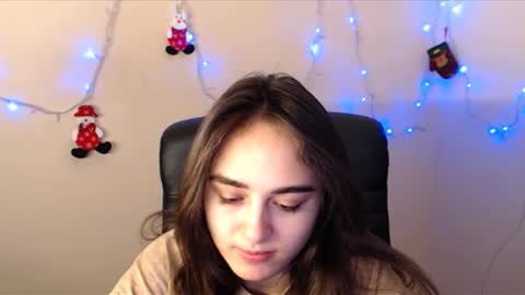 Snapshot of gemma_arterton chatting on 12-27-24, 06:46 Gemma online show from 12-27-24, 06:46