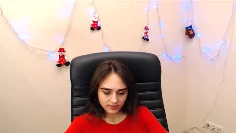 Snapshot of gemma_arterton chatting on 12-29-24, 01:38 Gemma online show from 12-29-24, 01:38