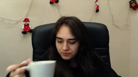 Snapshot of gemma_arterton chatting on 01-05-25, 07:07 Gemma online show from 01-05-25, 07:07