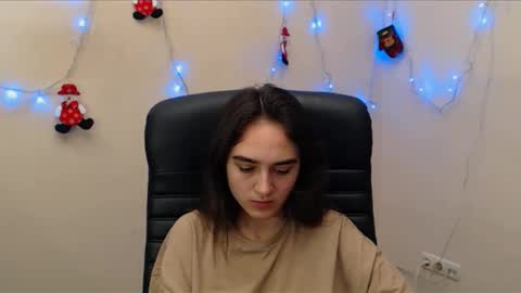 Snapshot of gemma_arterton chatting on 01-12-25, 07:32 Gemma online show from 01-12-25, 07:32