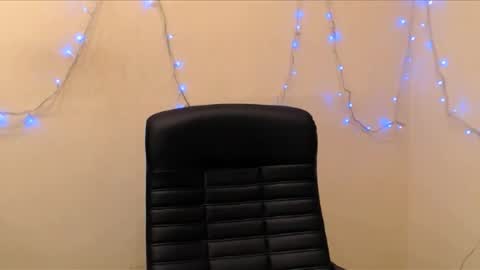 Snapshot of gemma_arterton chatting on 01-19-25, 07:04 Gemma online show from 01-19-25, 07:04