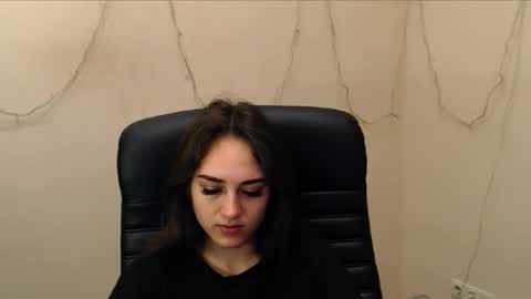 Snapshot of gemma_arterton chatting on 02-14-25, 06:45 Gemma online show from 02-14-25, 06:45