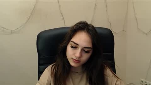 Snapshot of gemma_arterton chatting on 02-20-25, 06:39 Gemma online show from 02-20-25, 06:39