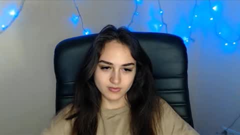 Snapshot of gemma_arterton chatting on 02-20-25, 09:44 Gemma online show from 02-20-25, 09:44