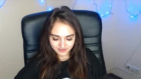 Snapshot of gemma_arterton chatting on 02-25-25, 12:58 Gemma online show from 02-25-25, 12:58