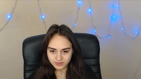 Snapshot of gemma_arterton chatting on 02-27-25, 06:50 Gemma online show from 02-27-25, 06:50