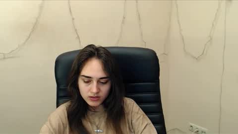 Snapshot of gemma_arterton chatting on 03-06-25, 06:08 Gemma online show from 03-06-25, 06:08