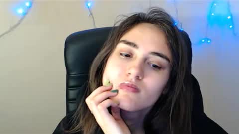 Snapshot of gemma_arterton chatting on 03-06-25, 03:45 Gemma online show from 03-06-25, 03:45