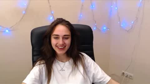 Snapshot of gemma_arterton chatting on 03-10-25, 09:32 Gemma online show from 03-10-25, 09:32