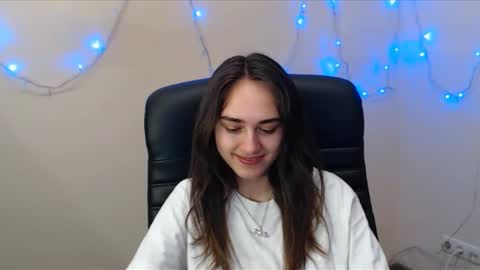 Snapshot of gemma_arterton chatting on 03-11-25, 06:21 Gemma online show from 03-11-25, 06:21