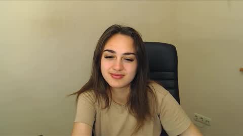 Snapshot of gemma_arterton chatting on 09-11-25, 06:24 Gemma online show from 09-11-25, 06:24