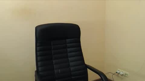 Snapshot of gemma_arterton chatting on 10-23-25, 06:02 Gemma online show from 10-23-25, 06:02