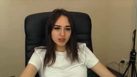 Snapshot of gemma_arterton chatting on 10-30-25, 07:21 Gemma online show from 10-30-25, 07:21