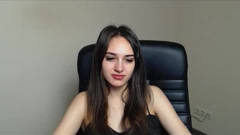 Snapshot of gemma_arterton chatting on 12-01-25, 07:35 Gemma online show from 12-01-25, 07:35