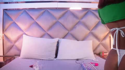 Maria  online show from 03-24-26, 03:22