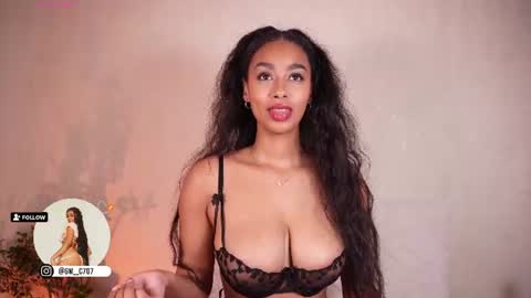 Snapshot of gemmacarter_ chatting on 07-19-26, 02:15 online show from 07-19-26, 02:15