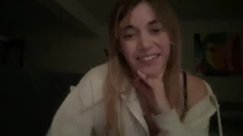 Snapshot of gemmyrosee chatting on 01-19-25, 07:15 gemmyrosee online show from 01-19-25, 07:15