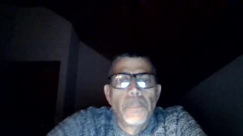 Snapshot of gen3841 chatting on 04-21-26, 01:29 Gen online show from 04-21-26, 01:29
