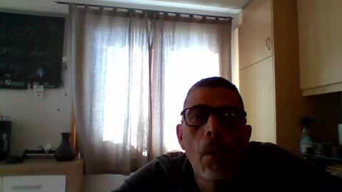 Snapshot of gen3841 chatting on 05-01-26, 07:46 Gen online show from 05-01-26, 07:46
