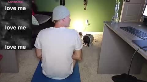 Snapshot of generalbliss chatting on 09-23-25, 02:36 generalbliss online show from 09-23-25, 02:36