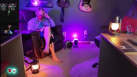 Snapshot of generalbliss chatting on 04-17-26, 03:53 generalbliss online show from 04-17-26, 03:53