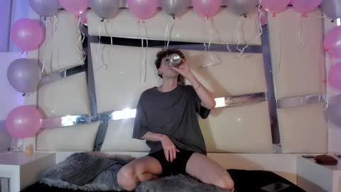 Genesis online show from 10-31-25, 10:33