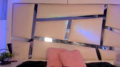 Genesis online show from 11-30-25, 05:22