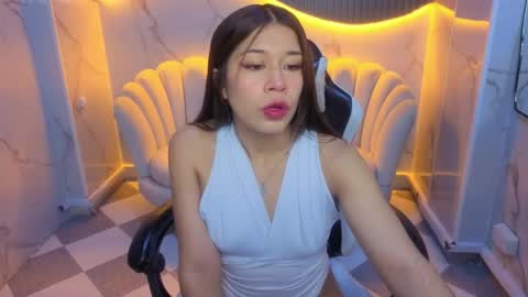Snapshot of genesis_b_ chatting on 05-02-26, 12:43 genesis_b_ online show from 05-02-26, 12:43