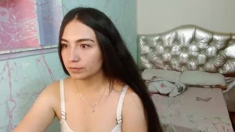 Snapshot of genesis_urrea chatting on 02-22-25, 04:19 genesis_urrea online show from 02-22-25, 04:19