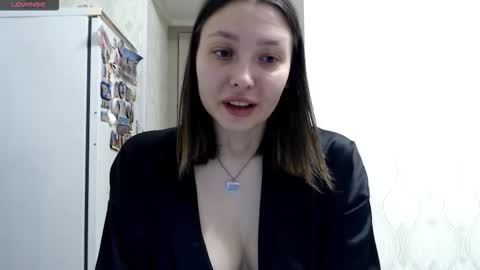 Snapshot of genev__ievee chatting on 03-11-26, 04:35 genev__ievee online show from 03-11-26, 04:35