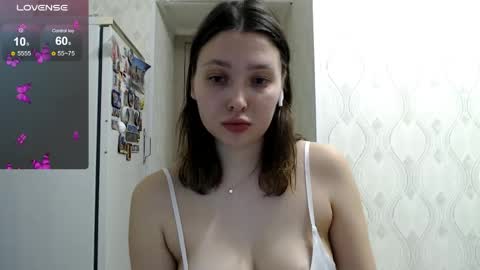Snapshot of genev__ievee chatting on 05-04-26, 06:26 genev__ievee online show from 05-04-26, 06:26
