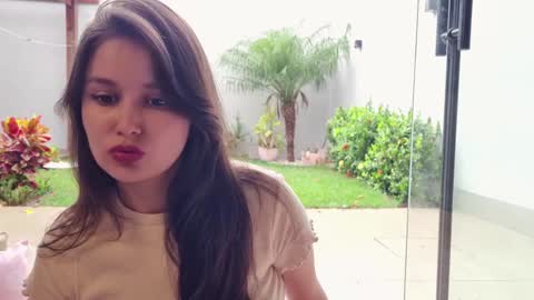 Snapshot of genevieeve chatting on 01-12-25, 05:54 Genn online show from 01-12-25, 05:54