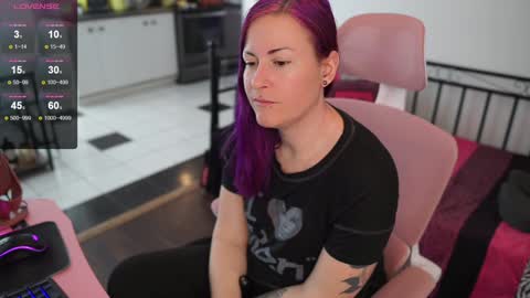 Genny Rock   and  online show from 01-06-25, 04:13