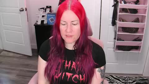 Snapshot of gennyrock chatting on 06-01-26, 02:52 Genny Rock and online show from 06-01-26, 02:52
