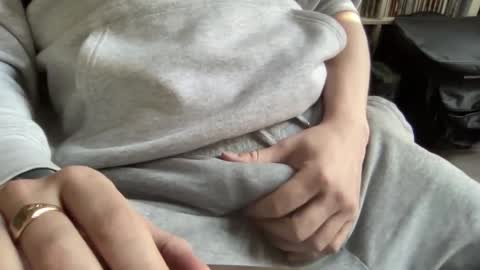 Snapshot of gentle_stranger chatting on 01-25-25, 12:05 Gentle Stranger online show from 01-25-25, 12:05