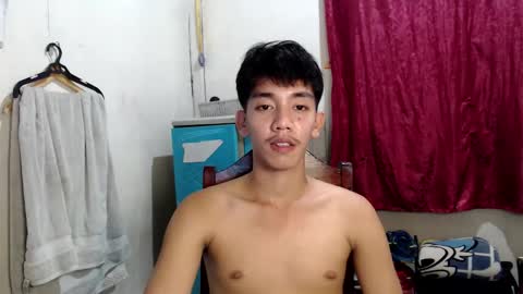 Snapshot of gentlemanlustx chatting on 03-01-26, 03:58 Rayl online show from 03-01-26, 03:58