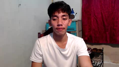 Snapshot of gentlemanlustx chatting on 03-16-26, 03:05 Rayl online show from 03-16-26, 03:05