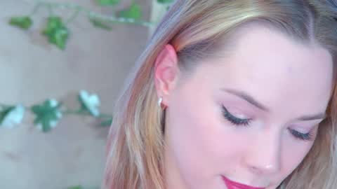 Snapshot of gentlerossi chatting on 04-08-26, 03:34 GentleRossi online show from 04-08-26, 03:34