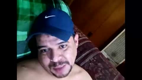 Snapshot of geo7287 chatting on 11-12-25, 01:55 geo7287 online show from 11-12-25, 01:55