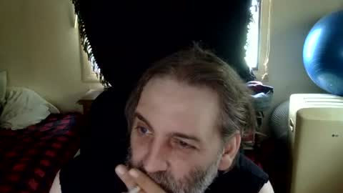 Snapshot of geoffbmn chatting on 06-21-26, 07:49 geoffbmn online show from 06-21-26, 07:49