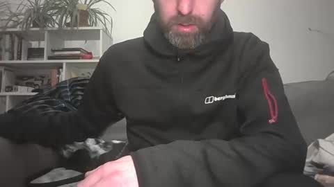 Snapshot of geon2xx chatting on 03-03-25, 06:26 Geon online show from 03-03-25, 06:26