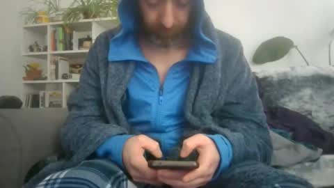 Snapshot of geon2xx chatting on 09-09-25, 08:36 Geon online show from 09-09-25, 08:36