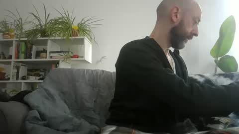 Snapshot of geon2xx chatting on 09-26-25, 10:08 Geon online show from 09-26-25, 10:08