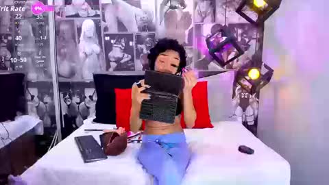 MRS SALCHICHA AND BREAD online show from 09-11-25, 01:55